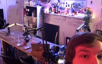 Emil praktiserar på radioprogrammet Gott snack